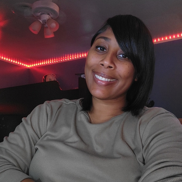 Meet your Posher, Krystal - Picture 11 of 11